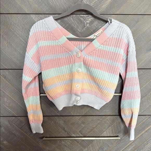 moon & madison Sweaters - Moon & Madsion cropped sweater